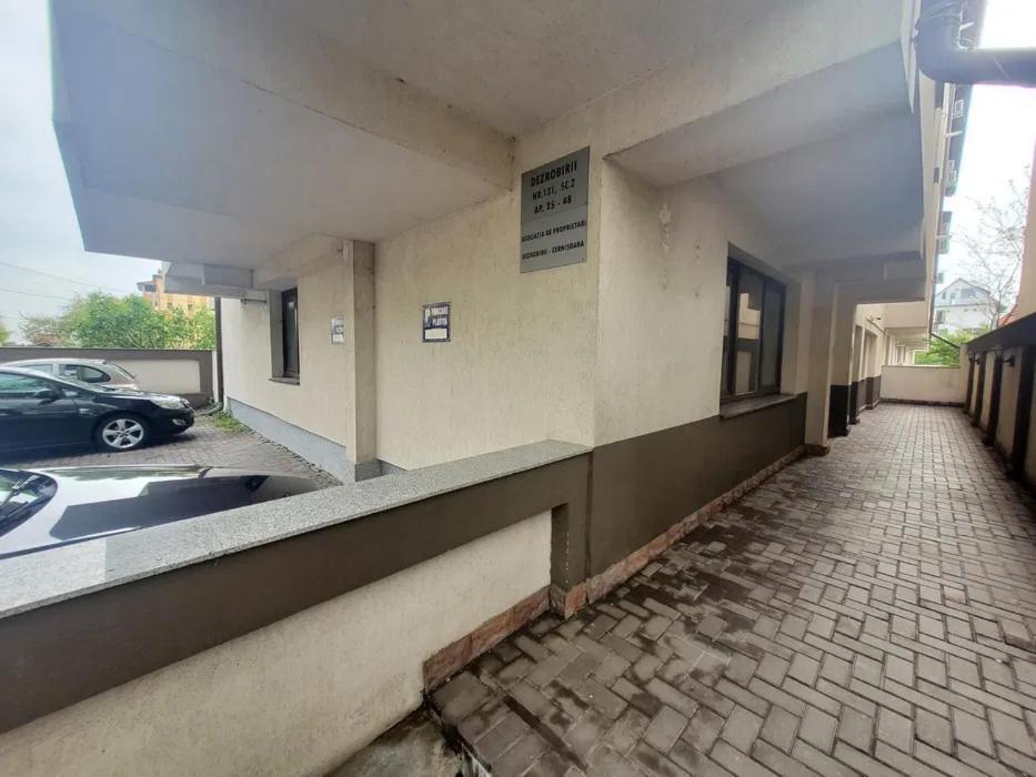 Morii Lake Special Apartment Bukares Bagian luar foto